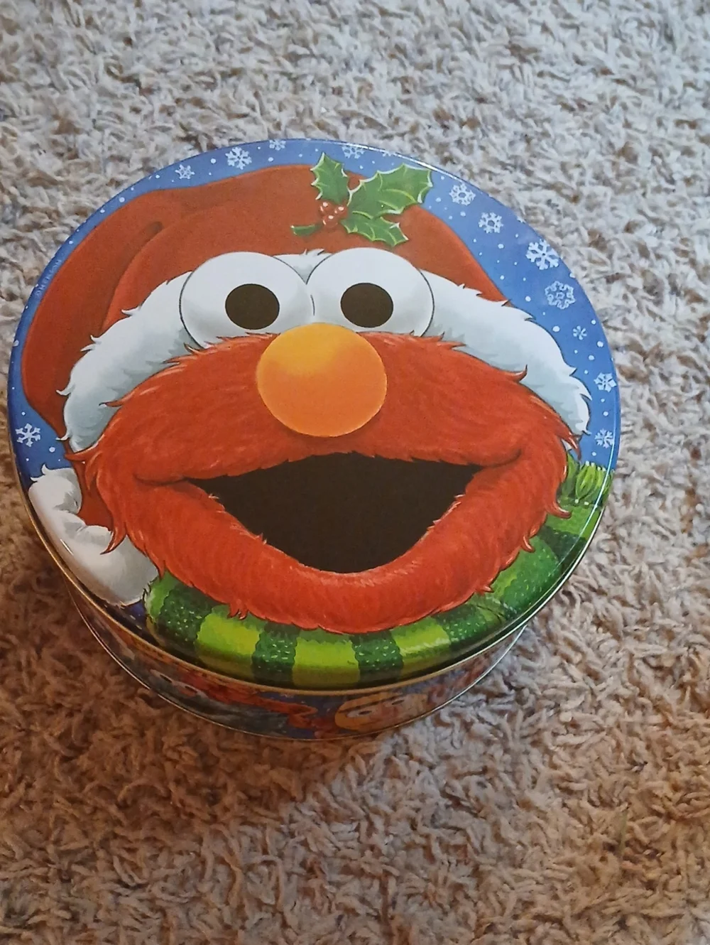 Sesame Street Elmo Holiday Tin - Red, Green, Blue, White, Orange